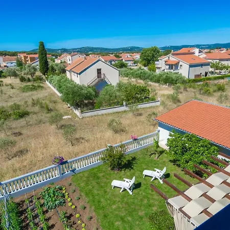 With A Parking Space Biograd Na Moru, Biograd - 16801 ביוגראד נה מורו